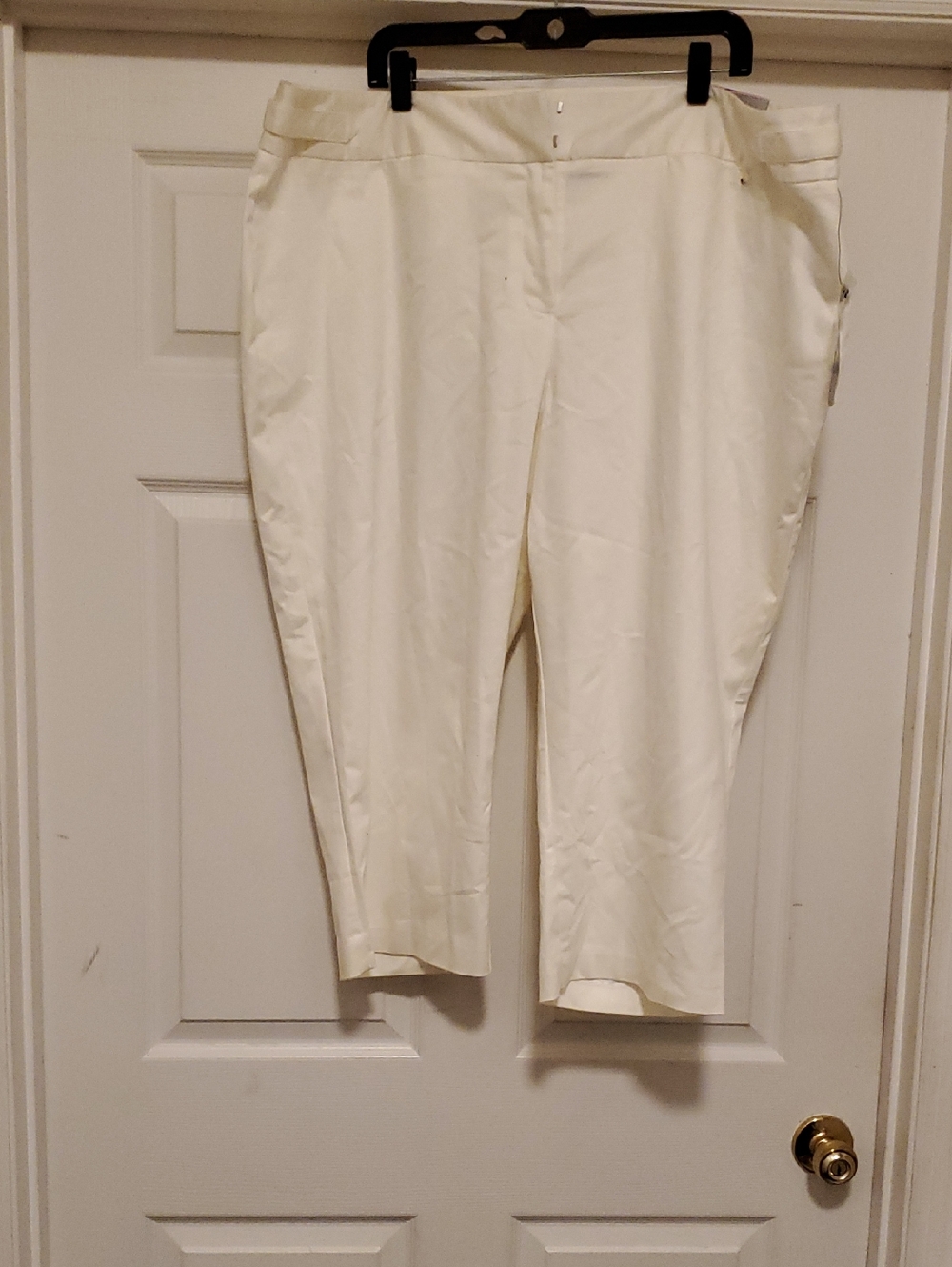Worthington White Women's Modern Fit Pants